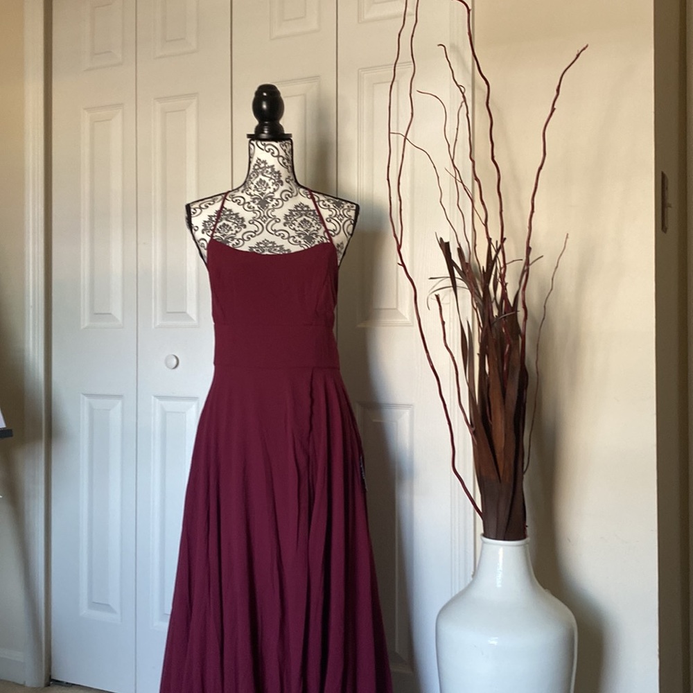 Lulu’s Maxi Dress - Picture 3 of 6